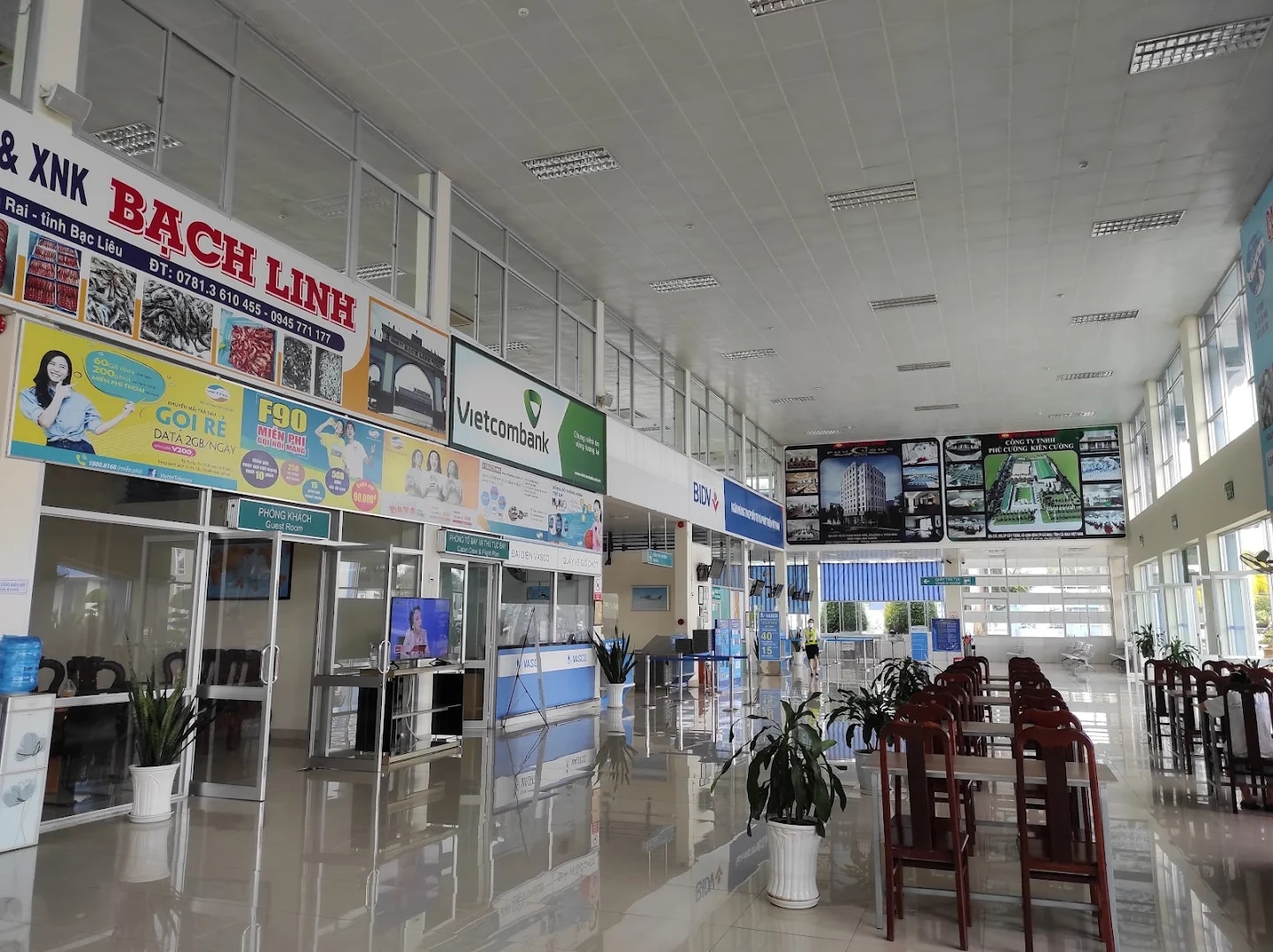 Tầng trệt nhà ga hành khách sân bay Cà Mau